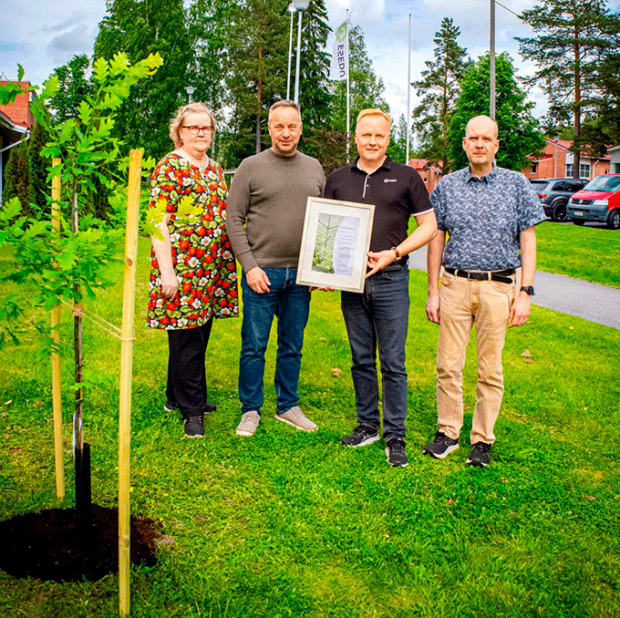 Etelä-Savon Koneyrittäjielle myönnetty Pro metsä -palkinto